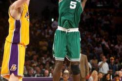 开云平台-包含精准投篮扳回比分，迎来翻盘机会的词条