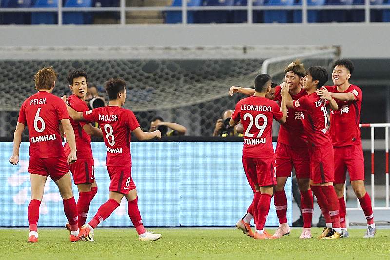 天海不敌申花，战绩逐渐下滑舞台的简单介绍