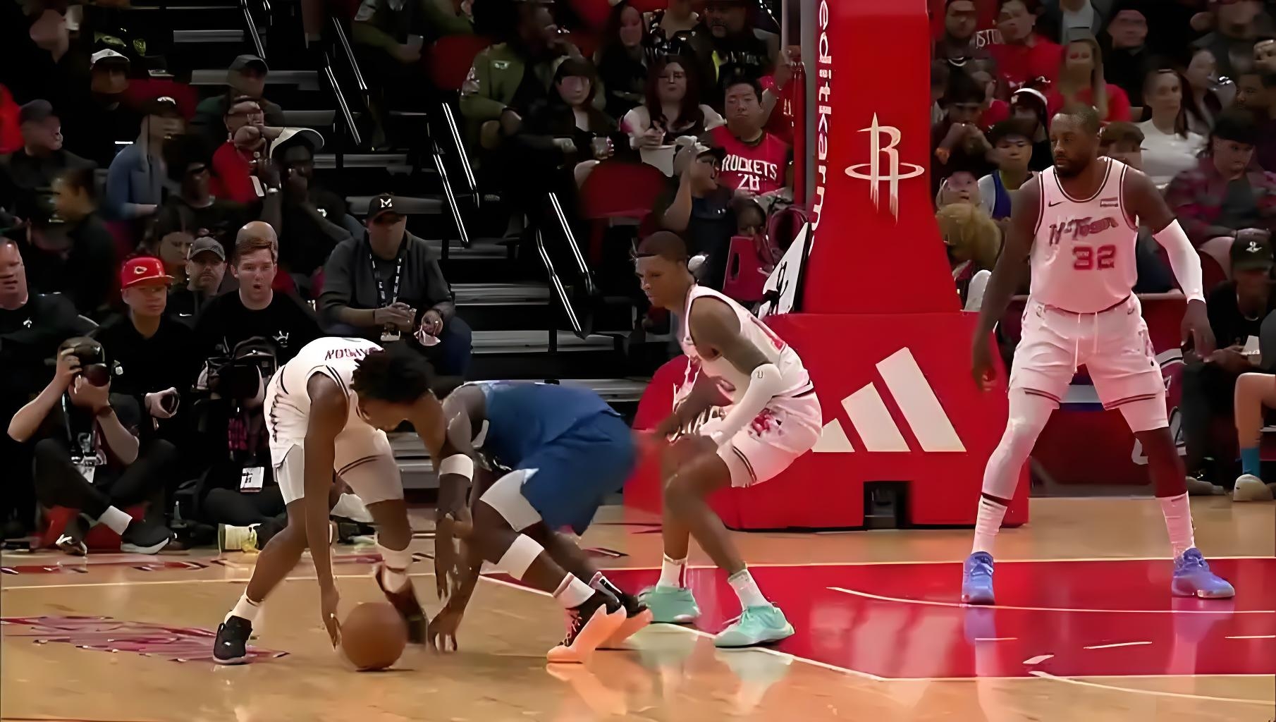 火箭客场击败森林狼结束两连败